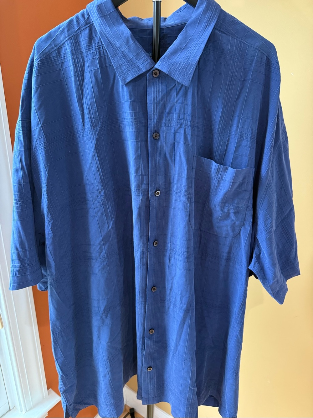 Tommy Bahama Short-Sleeve Button-Down Shirt in Deep Blue